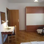 Meri Διαμέρισμα
